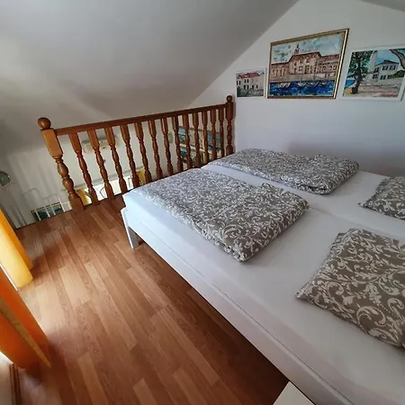 Podlesek Apartment Vir
