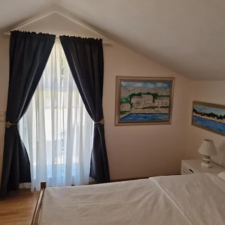 Podlesek Apartment Vir